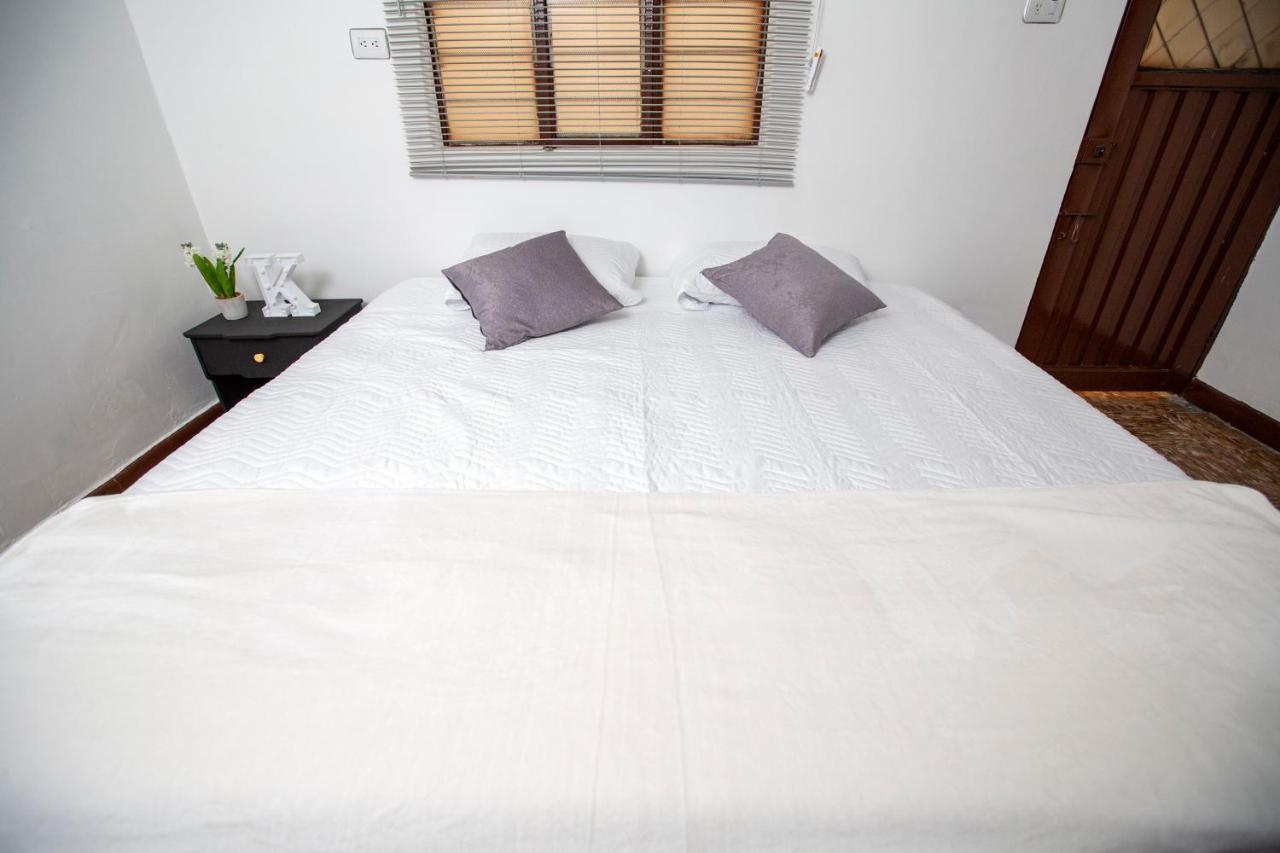 Komodo Alojamiento- Hostal Autoservicio, Ubicado Cerca Al Centro Historico - Bano Privado, Wifi , Cama 2X2 Y Agua Caliente Y Cocina Compartida Popayan Extérieur photo