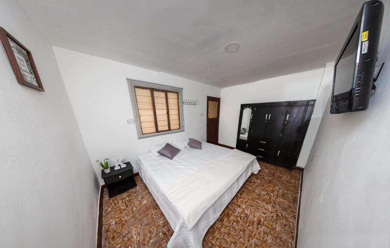 Komodo Alojamiento- Hostal Autoservicio, Ubicado Cerca Al Centro Historico - Bano Privado, Wifi , Cama 2X2 Y Agua Caliente Y Cocina Compartida Popayan Extérieur photo