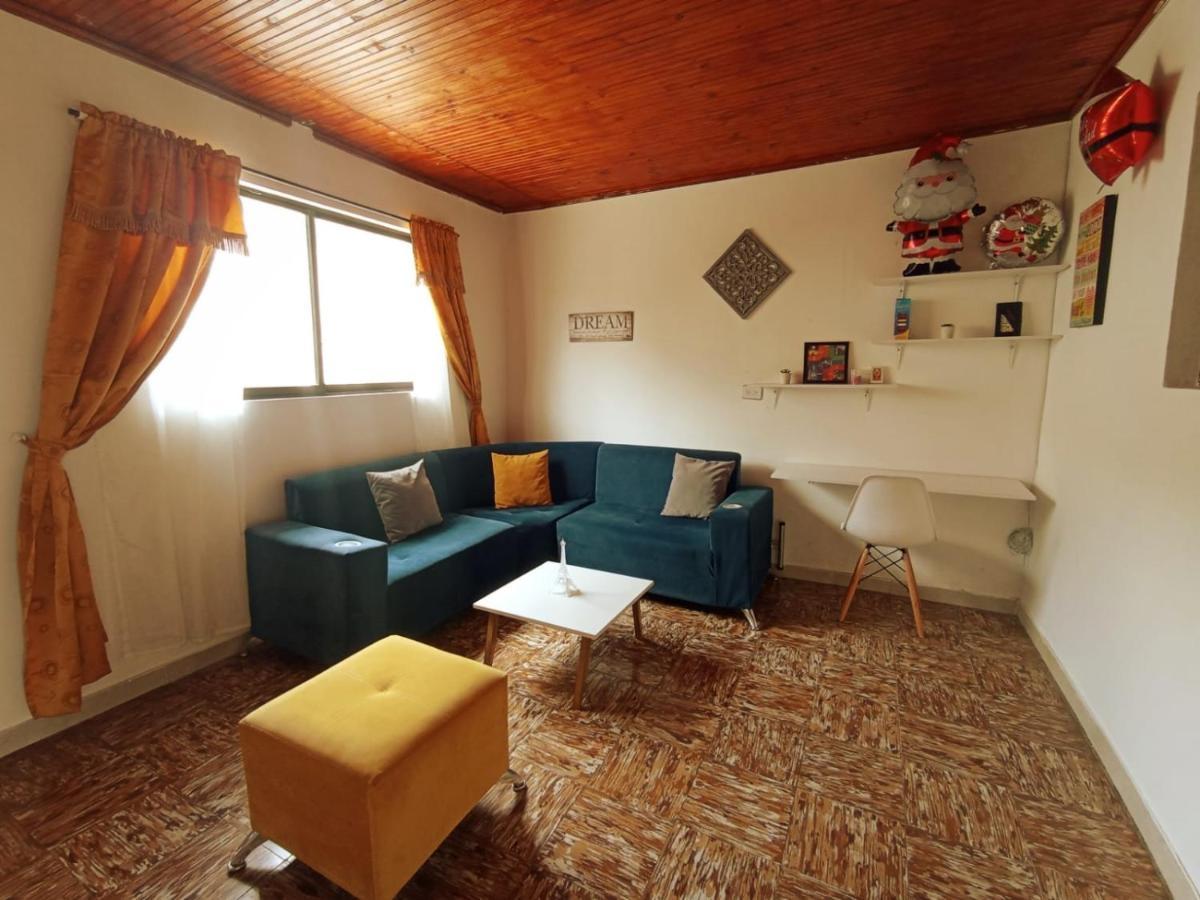Komodo Alojamiento- Hostal Autoservicio, Ubicado Cerca Al Centro Historico - Bano Privado, Wifi , Cama 2X2 Y Agua Caliente Y Cocina Compartida Popayan Extérieur photo