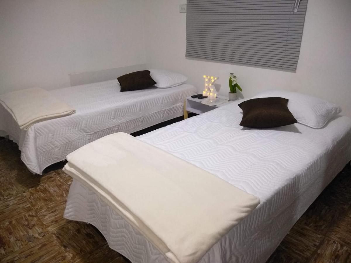 Komodo Alojamiento- Hostal Autoservicio, Ubicado Cerca Al Centro Historico - Bano Privado, Wifi , Cama 2X2 Y Agua Caliente Y Cocina Compartida Popayan Extérieur photo