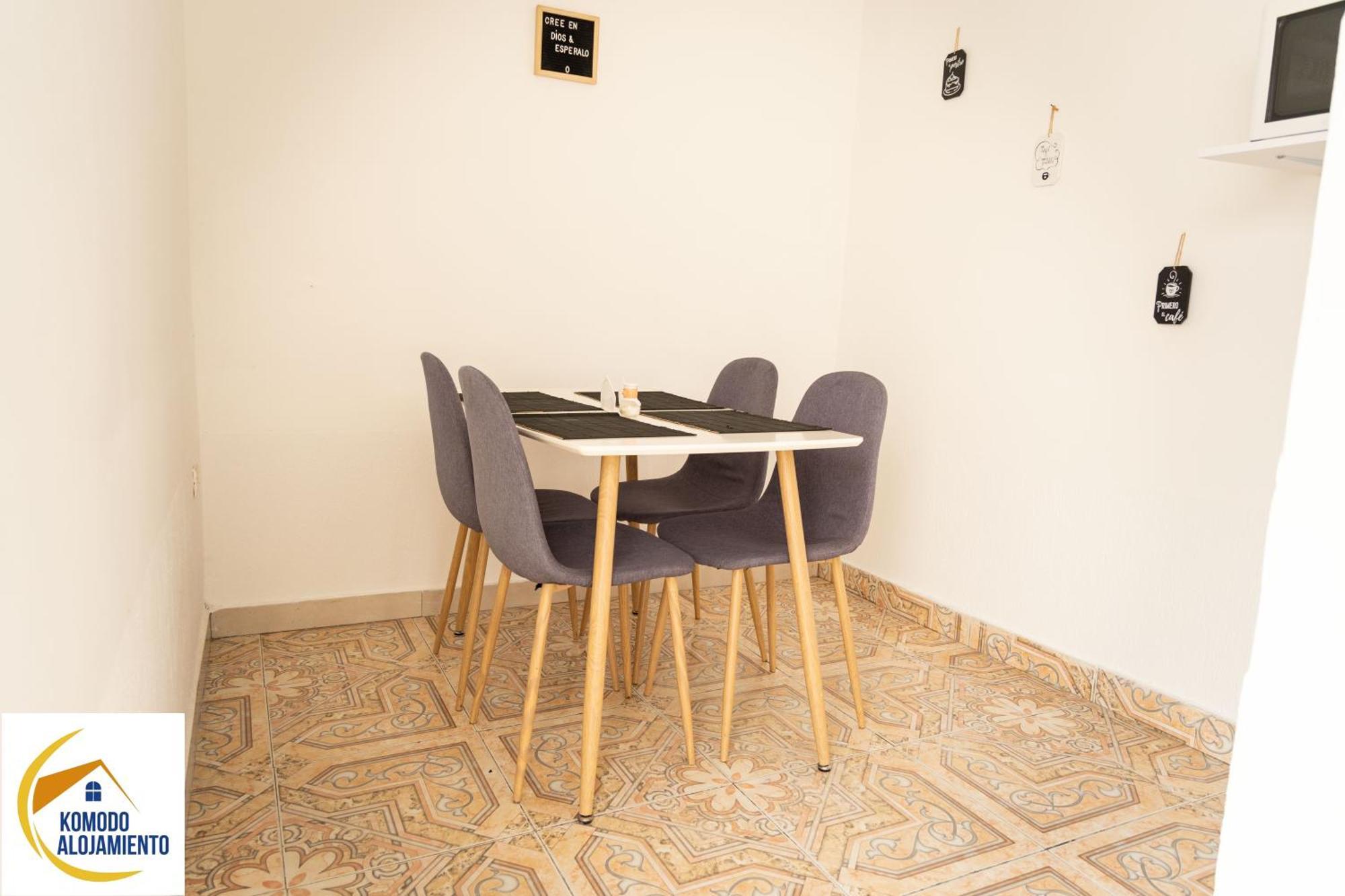 Komodo Alojamiento- Hostal Autoservicio, Ubicado Cerca Al Centro Historico - Bano Privado, Wifi , Cama 2X2 Y Agua Caliente Y Cocina Compartida Popayan Extérieur photo