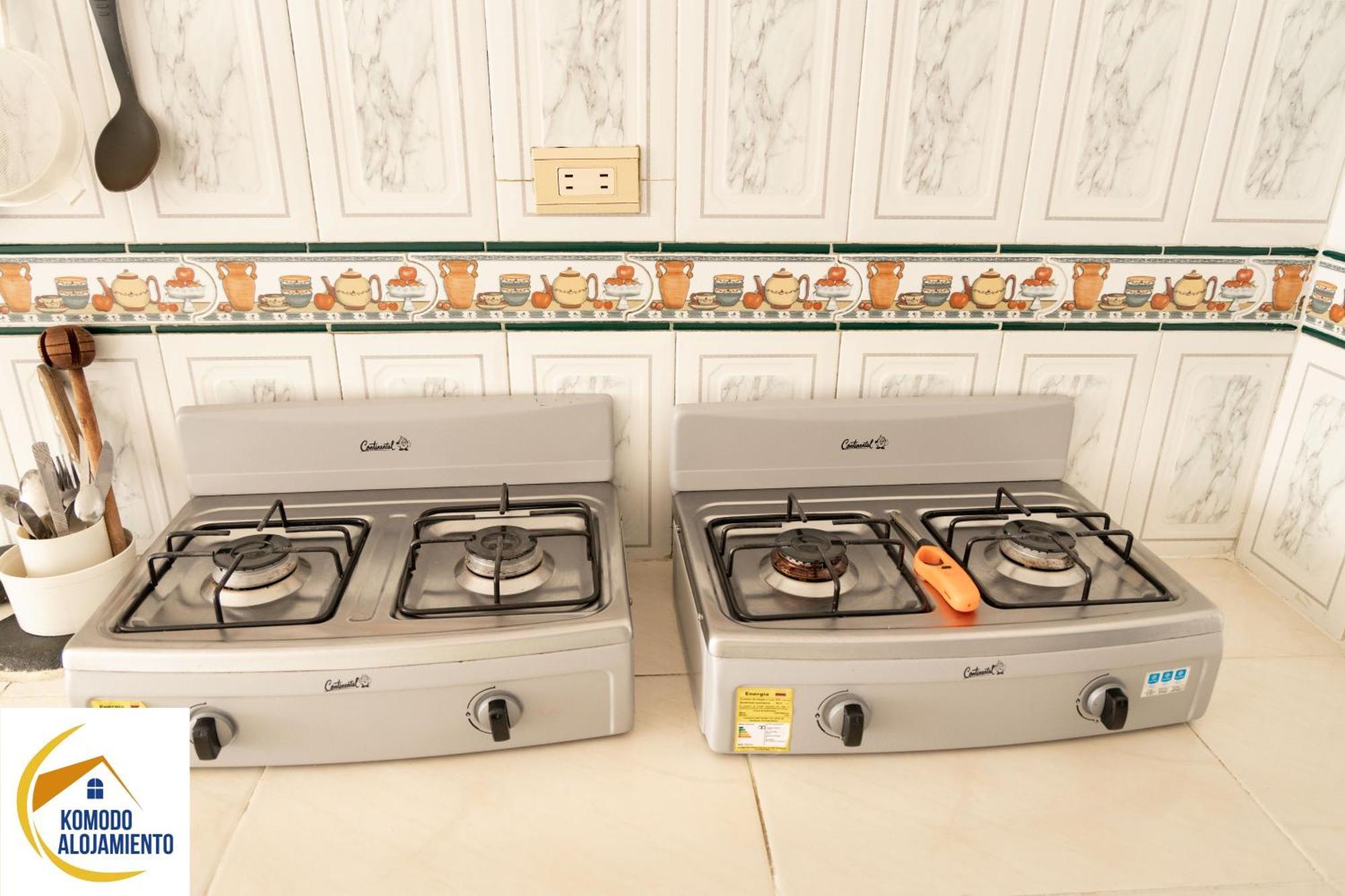 Komodo Alojamiento- Hostal Autoservicio, Ubicado Cerca Al Centro Historico - Bano Privado, Wifi , Cama 2X2 Y Agua Caliente Y Cocina Compartida Popayan Extérieur photo
